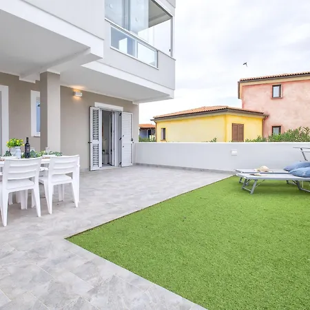 La Terrazza Sulla Piscina By Interhome Lejlighed *