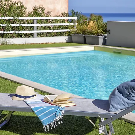 La Terrazza Sulla Piscina By Interhome *
