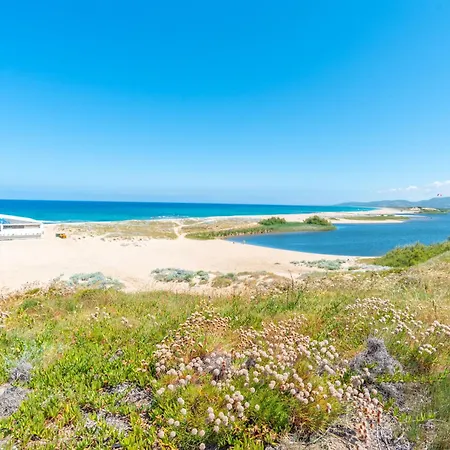 La Terrazza Sulla Piscina By Interhome شقة