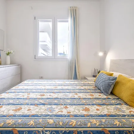 La Terrazza Sulla Piscina By Interhome شقة