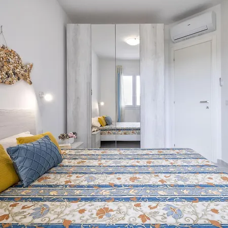 شقة La Terrazza Sulla Piscina By Interhome