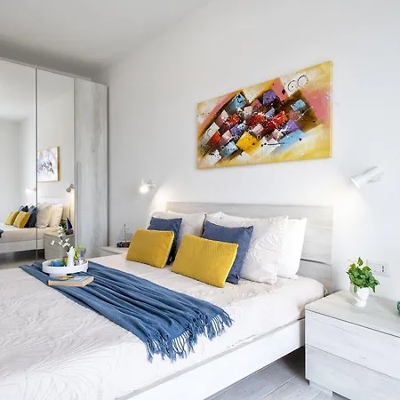 La Terrazza Sulla Piscina By Interhome *